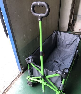 Grande carrello della spiaggia di festival del giardino della ruota